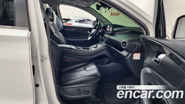 Hyundai Santafe 2023 — photo 11