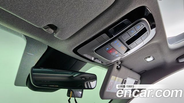 Hyundai Santafe 2023 — photo 17