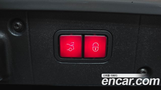 Mercedes-Benz S-Class 2007 — photo 19