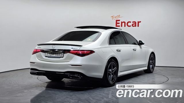 Mercedes-Benz S-Class 2022 — photo 2