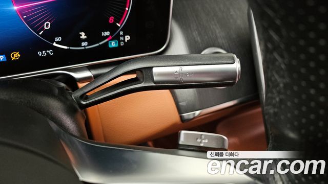 Mercedes-Benz S-Class 2022 — photo 9