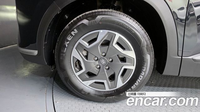 Hyundai Santafe 2023 — photo 5