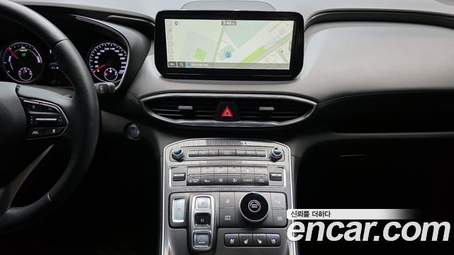 Hyundai Santafe 2023 — photo 19