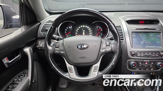 Kia Sorento 2013 — photo 13