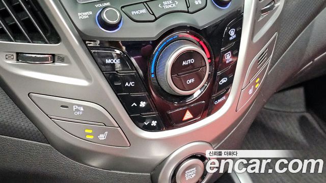 Hyundai Veloster 2012 — photo 20