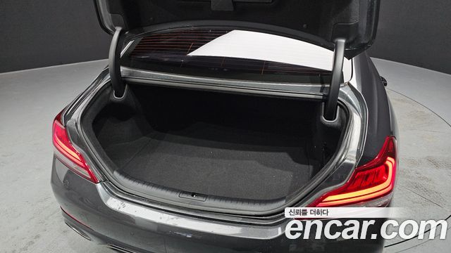 Genesis G70 2018 — photo 20