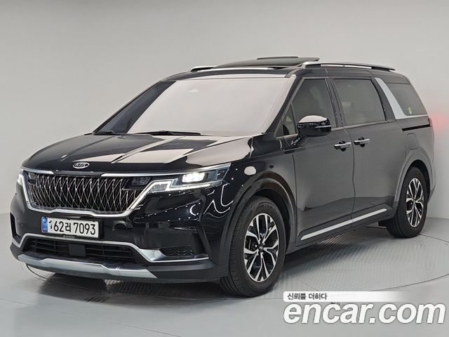 Kia Canival 2021 — photo 1