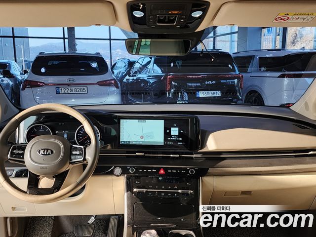 Kia Canival 2021 — photo 7