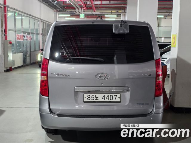 Hyundai Starex 2017 — photo 3