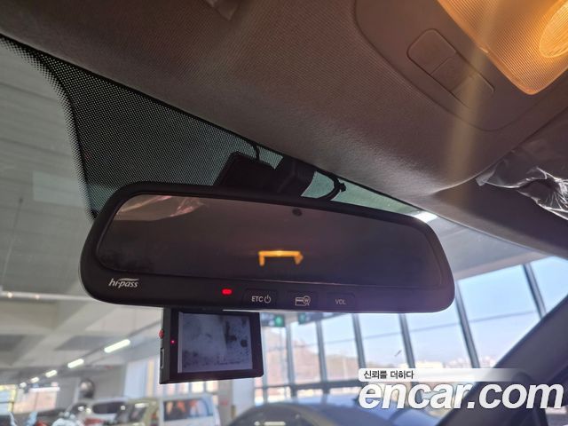 Hyundai Starex 2017 — photo 8