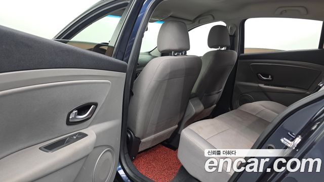 Renault Korea SM3 2010 — photo 18