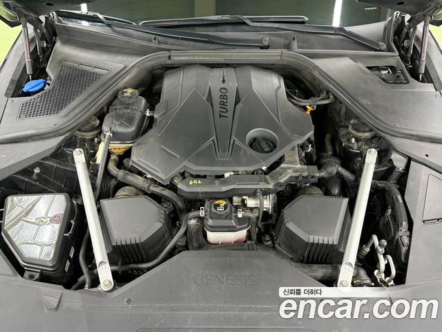 Genesis G80 2023 — photo 9