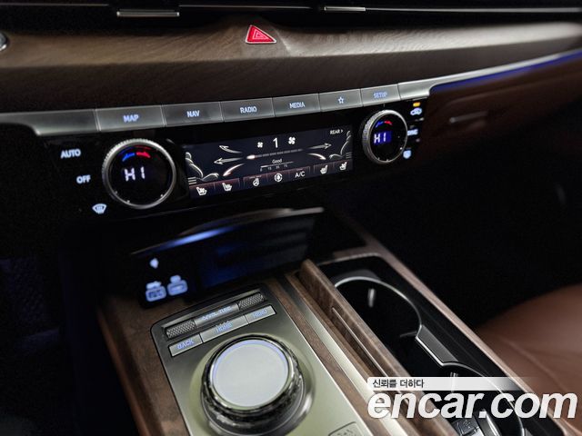 Genesis G80 2023 — photo 13