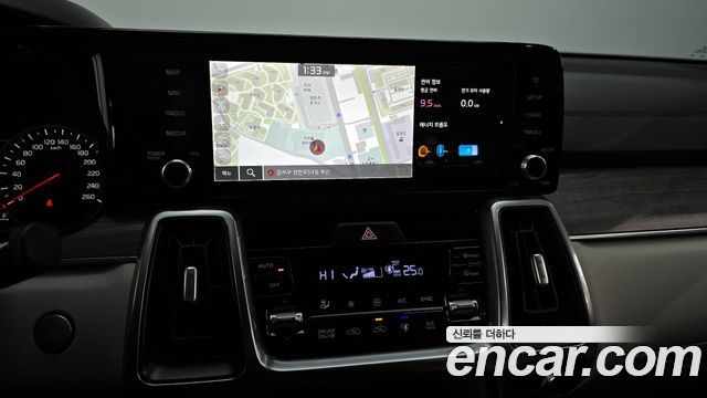 Kia Sorento 2022 — photo 14