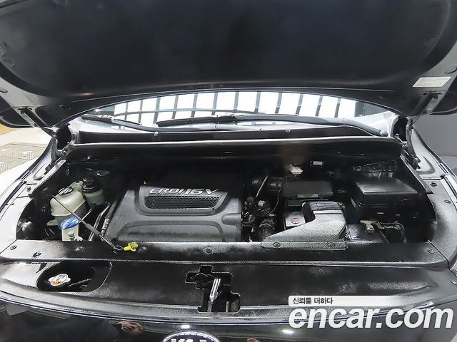 Kia Canival 2015 — photo 19