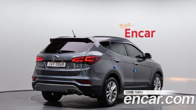 Hyundai Santafe 2016 — photo 2