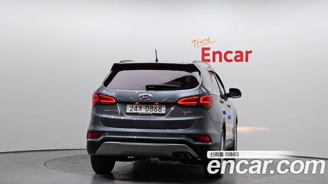 Hyundai Santafe 2016 — photo 4