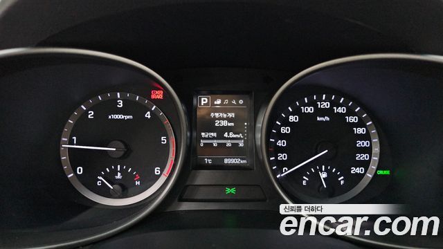 Hyundai Santafe 2016 — photo 8