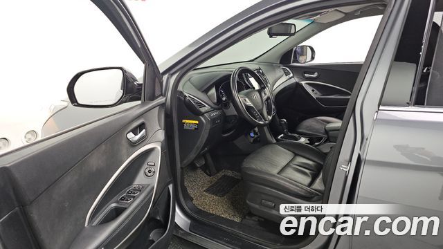 Hyundai Santafe 2016 — photo 10
