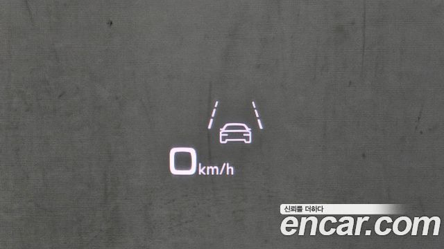 Audi A8 2021 — photo 17