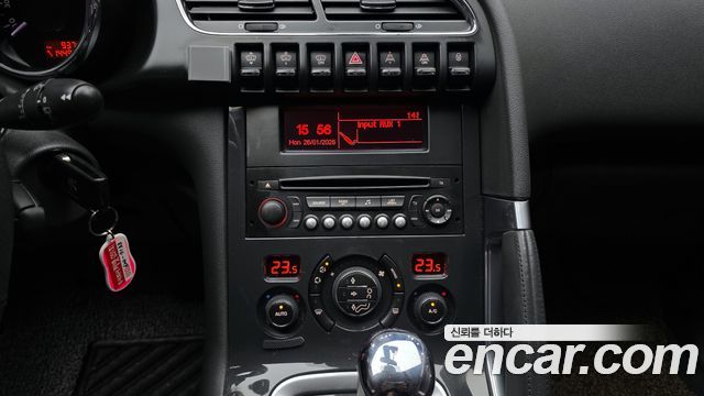 Peugeot 3008 2014 — photo 16