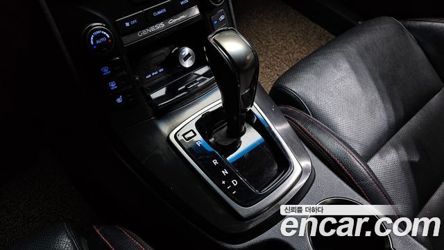 Hyundai Genesis 2015 — photo 9