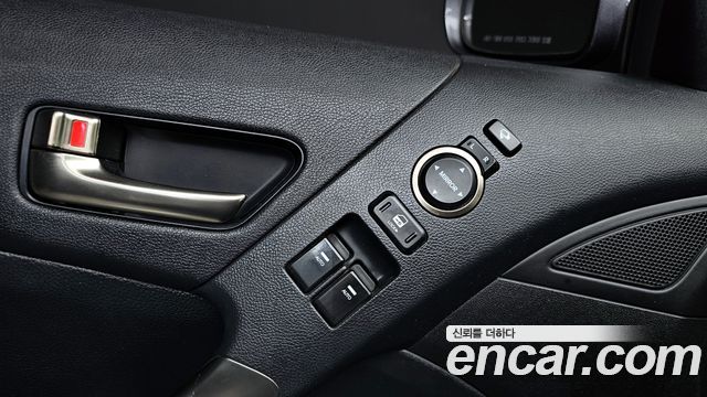 Hyundai Genesis 2015 — photo 13