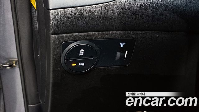 Hyundai Genesis 2015 — photo 14