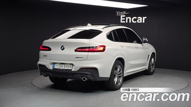 BMW X4 2020 — photo 2