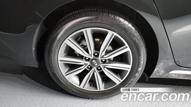 Kia K5 2019 — photo 5