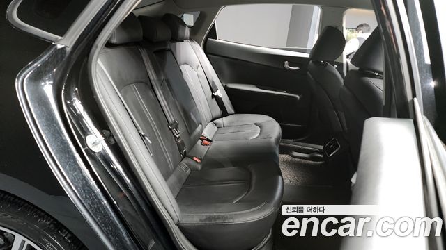 Kia K5 2019 — photo 12