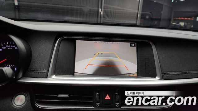 Kia K5 2019 — photo 15