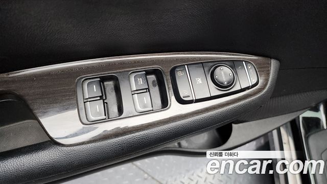 Kia K5 2019 — photo 17