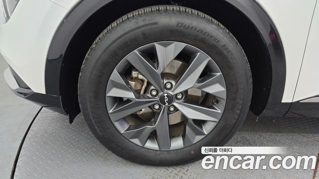 Kia Sportage 2023 — photo 5