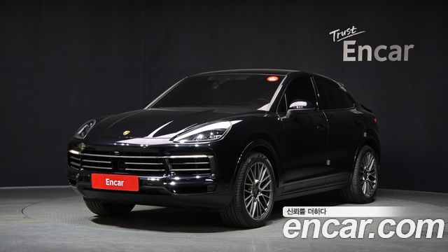 Porsche Cayenne 2022 — photo 1