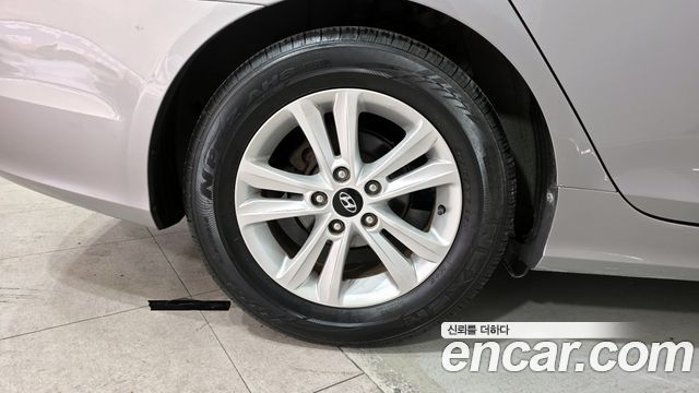 Hyundai Sonata 2011 — photo 5