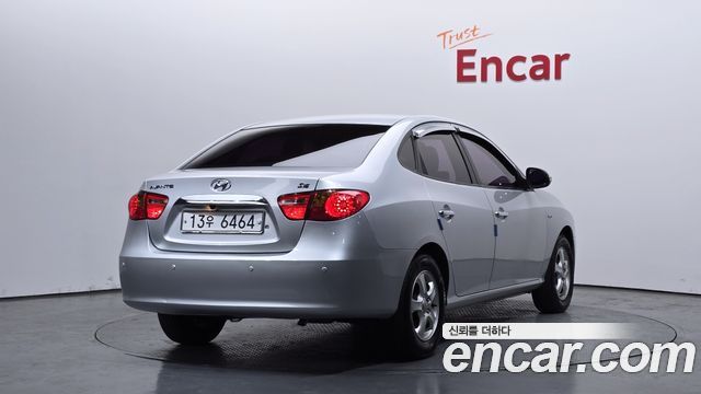 Hyundai AVANTE 2010 — photo 2