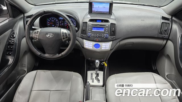 Hyundai AVANTE 2010 — photo 7