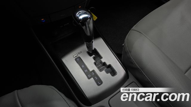 Hyundai AVANTE 2010 — photo 9