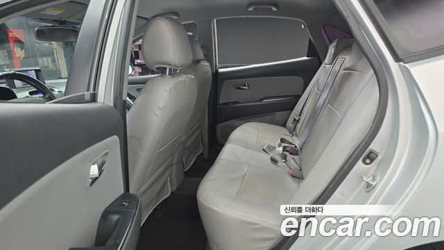 Hyundai AVANTE 2010 — photo 13