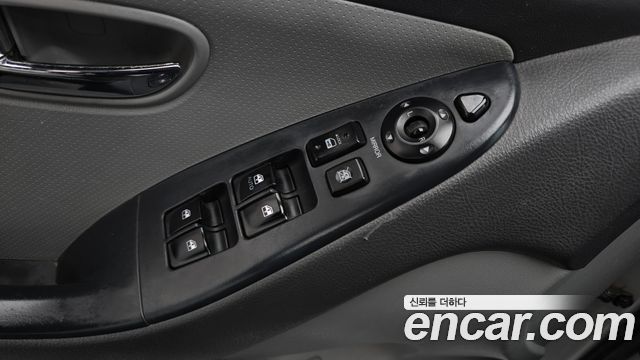 Hyundai AVANTE 2010 — photo 17