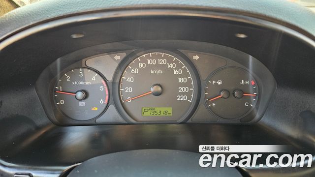 Hyundai Starex 2014 — photo 8