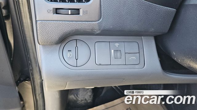 Hyundai Starex 2014 — photo 14