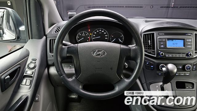 Hyundai Starex 2018 — photo 13