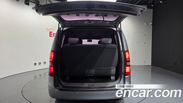 Hyundai Starex 2018 — photo 20