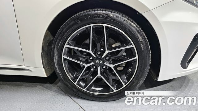 Kia K5 2019 — photo 5