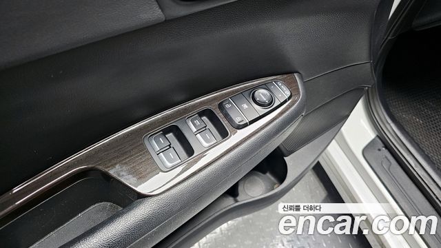 Kia K5 2019 — photo 17