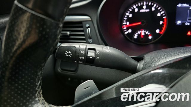 Kia K5 2019 — photo 18