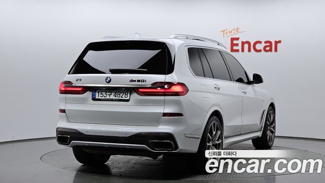 BMW X7 2021 — photo 2