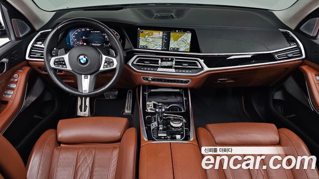 BMW X7 2021 — photo 7
